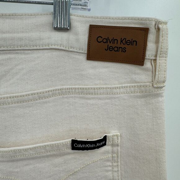 NWT CALVIN KLEIN Cotton High Rise 90s Fit Straight Leg Ecru Jeans Size 16 33 - Picture 9 of 11